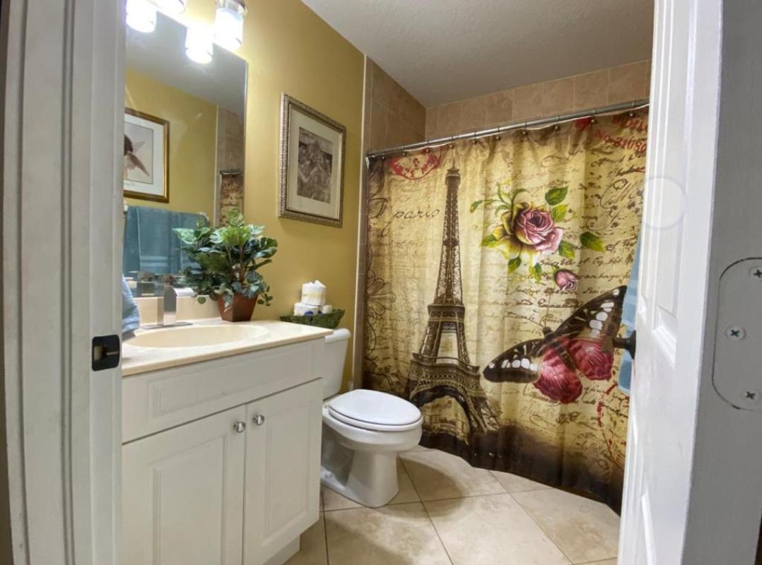 A Treasure Coast Gem- Private Entrance And Private Bathroom Port St. Lucie المظهر الخارجي الصورة